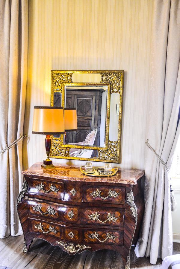 Chateau D'Origny, Chambres D'Hotes Et Restaurant Gastronomique Ouches Luaran gambar