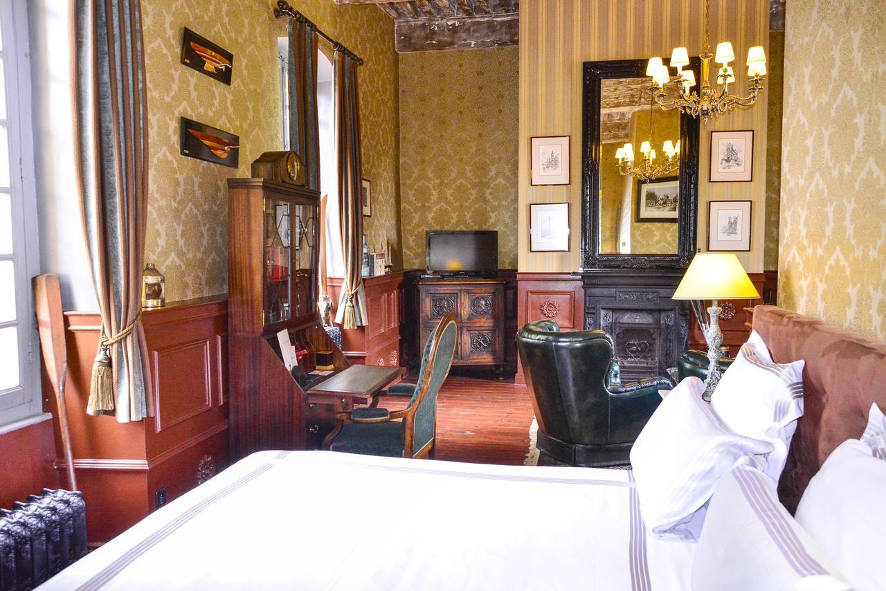 Chateau D'Origny, Chambres D'Hotes Et Restaurant Gastronomique Ouches Luaran gambar